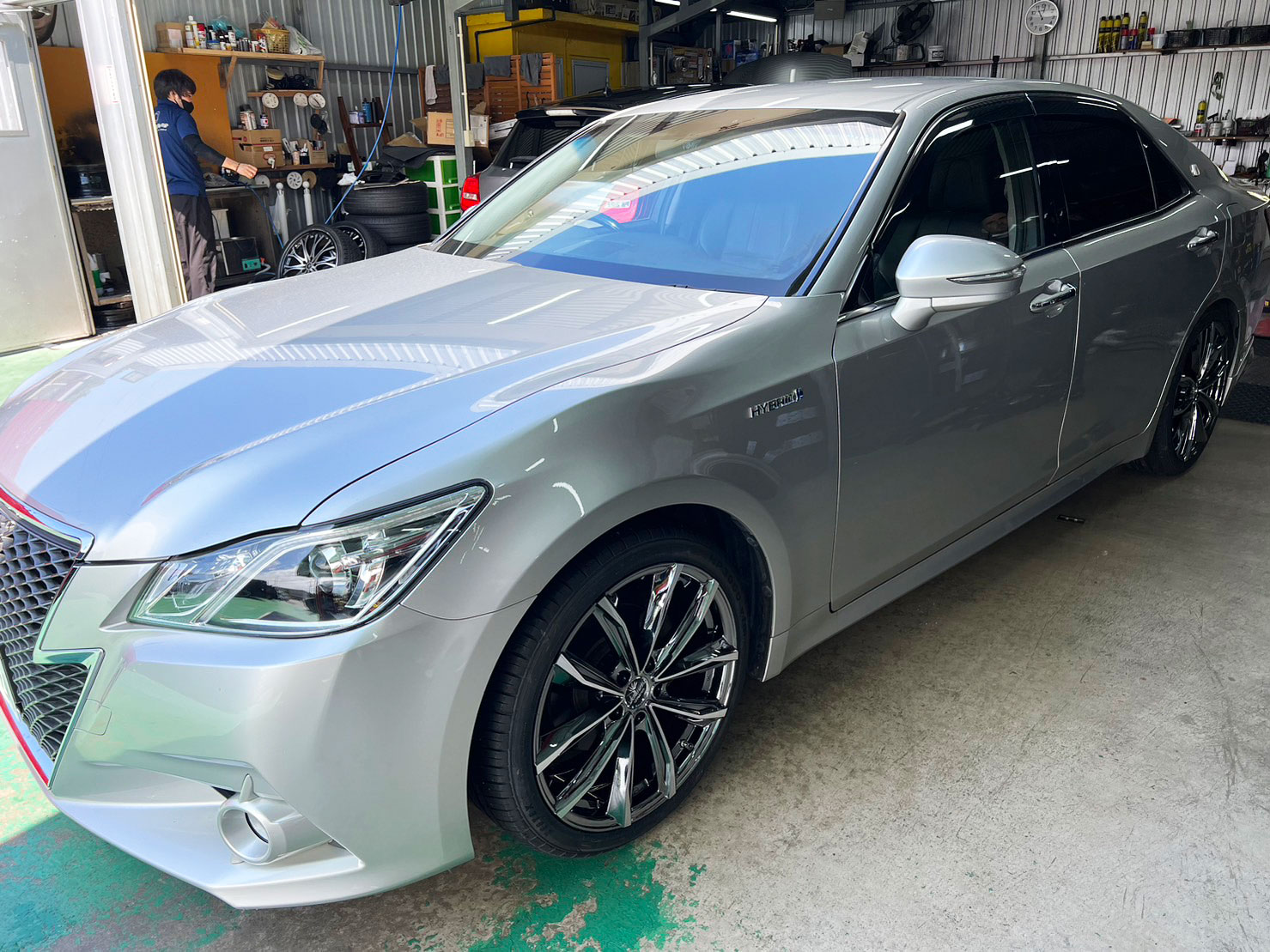 トヨタ クラウンハイブリッド 210系 Kranze Graben 19×8J ZEETEX 225