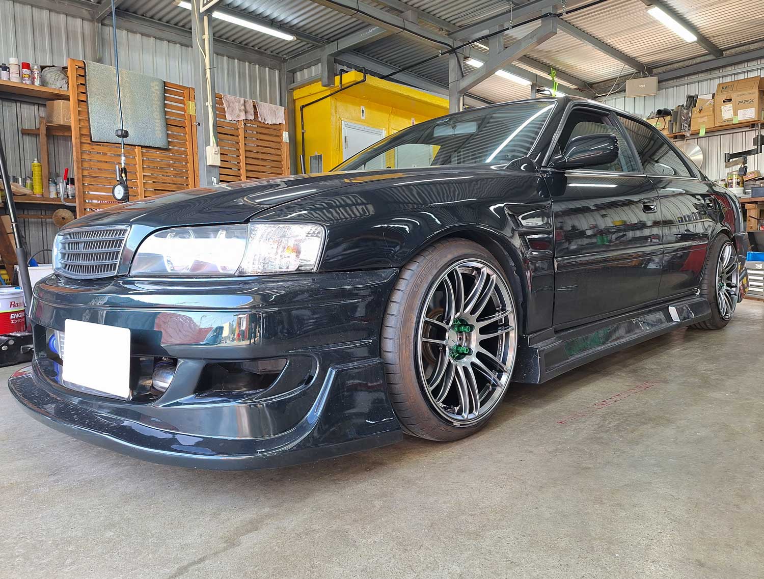 トヨタ チェイサー EMOTION ZR7 18×9.5J FIREMAX 225/40R18｜ホイール