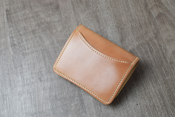 直営店限定カラーのシェルコードバンシリーズについてのお話