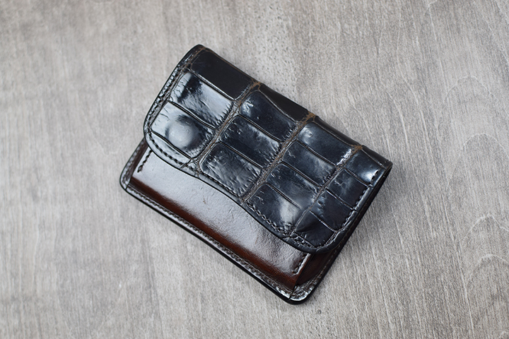 アイレット加工を施した2種類のTONGUE(タング）についてのお話