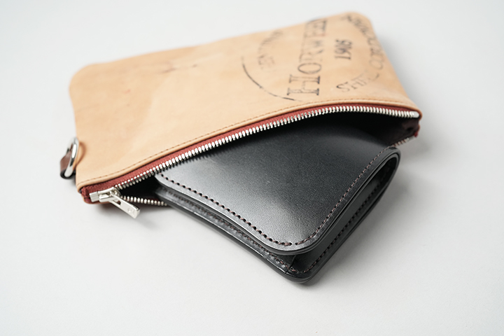 スクエア型ポーチ・HCBS-FLAT(M)入荷のお知らせ | WILDSWANS(ワイルド