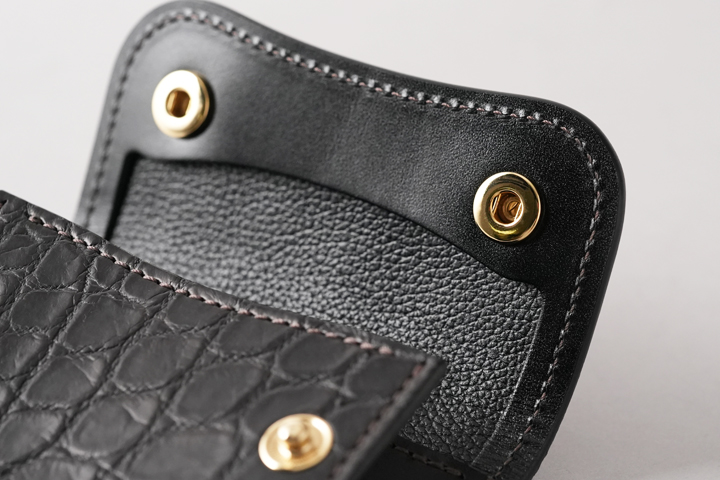 特別仕様のクロコダイルTONGUEについてのお話 | WILDSWANS(ワイルド