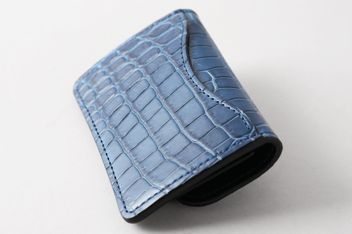 藍染ヌメクロコダイルシリーズについてのお話 | WILDSWANS(ワイルド