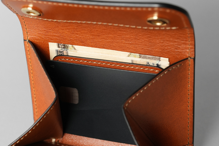 小さく見えて大きく入る、新発想の定番。PONT（ポント） | WILDSWANS