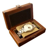 ウォッチボックス [腕時計,4個入れ,枕,布貼り,透明蓋]