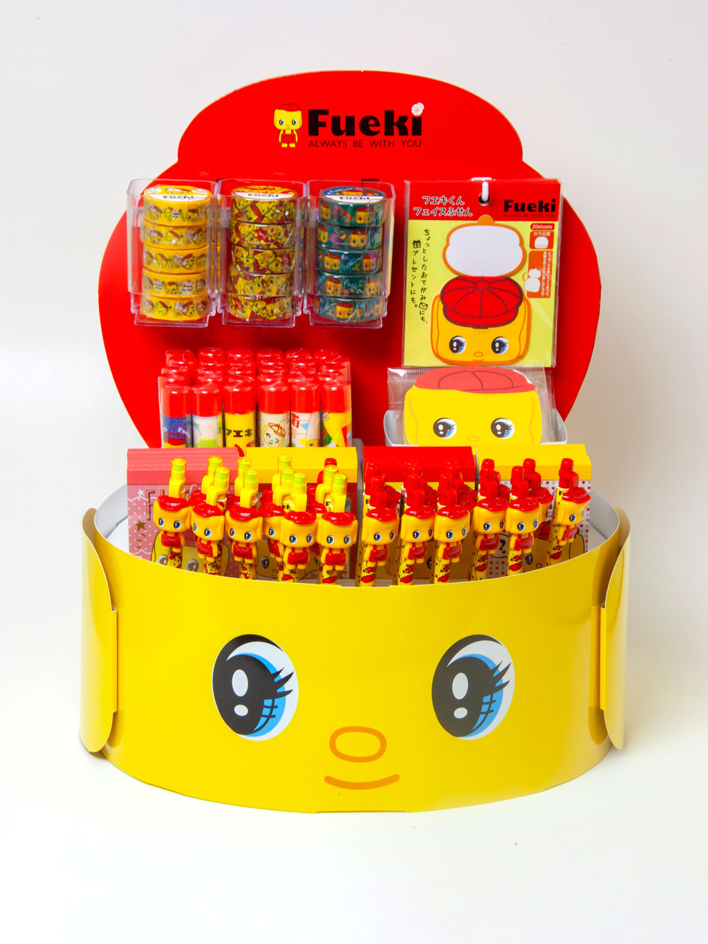 売り場で目を引くキャラクターの立体什器 | ケーススタディ | 株式会社東具