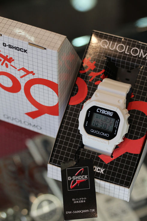 ウルトラマンシリーズ45周年記念 G-SHOCK セブン DW-6900-FS 買い取り