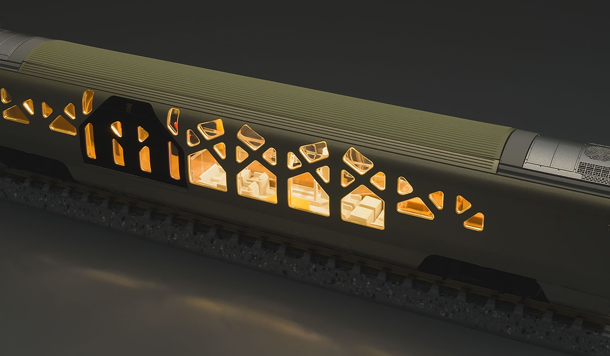 JR東日本 E001形「TRAIN SUITE 四季島」基本セット｜製品情報｜製品