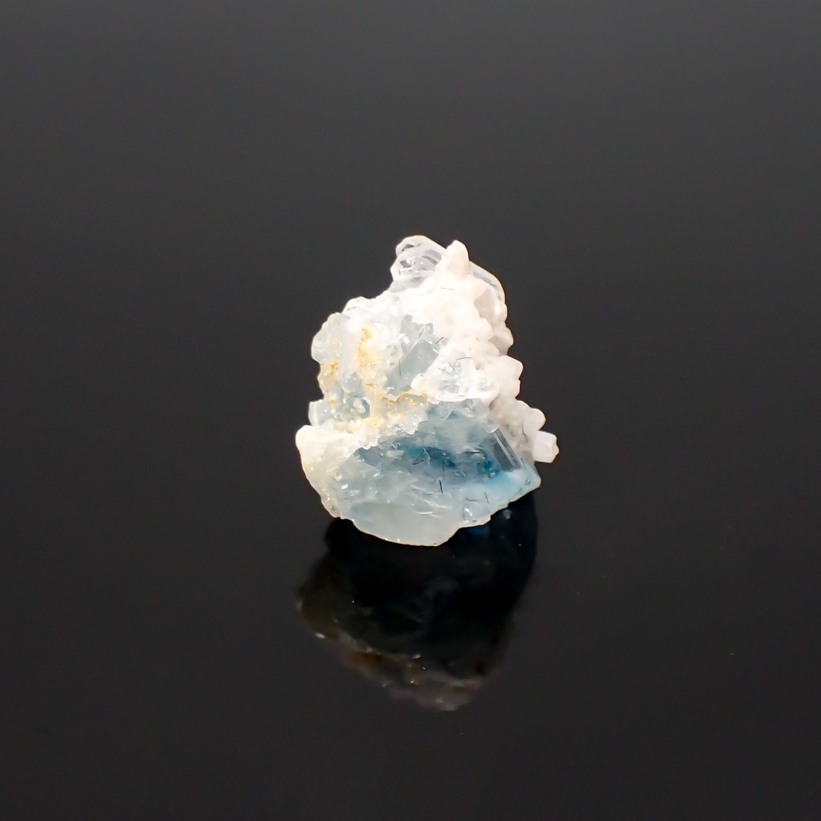 ユークレース 原石 ブラジル産 2.38ct[220515763]9.4x8.2mm前後 | TOP