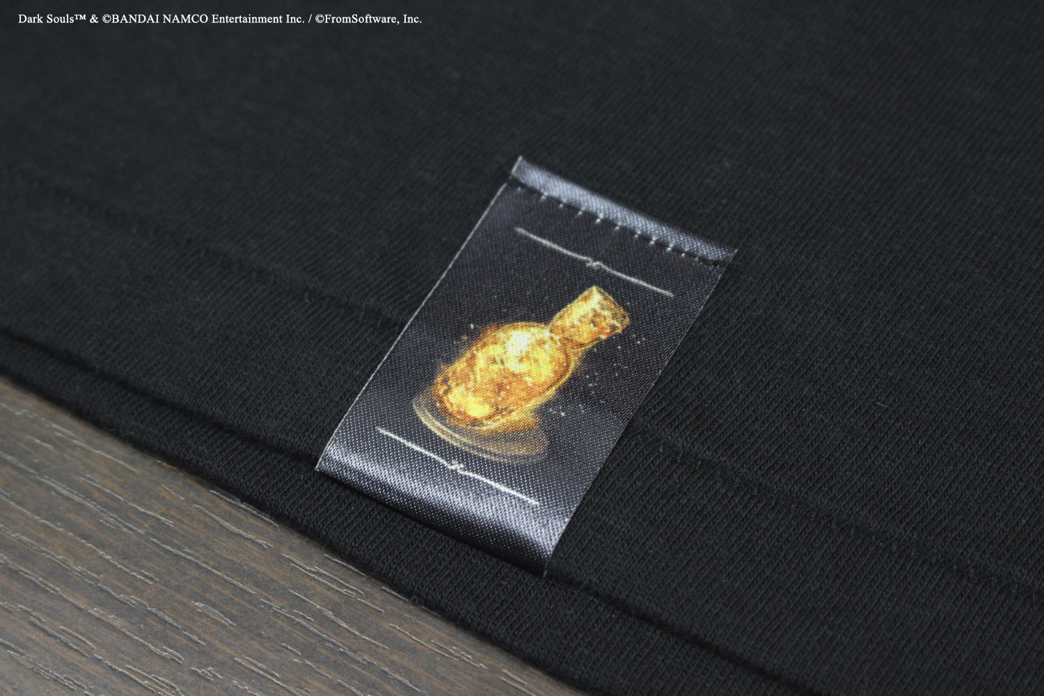 女神の騎士ロートレクのTシャツ | TORCH TORCH