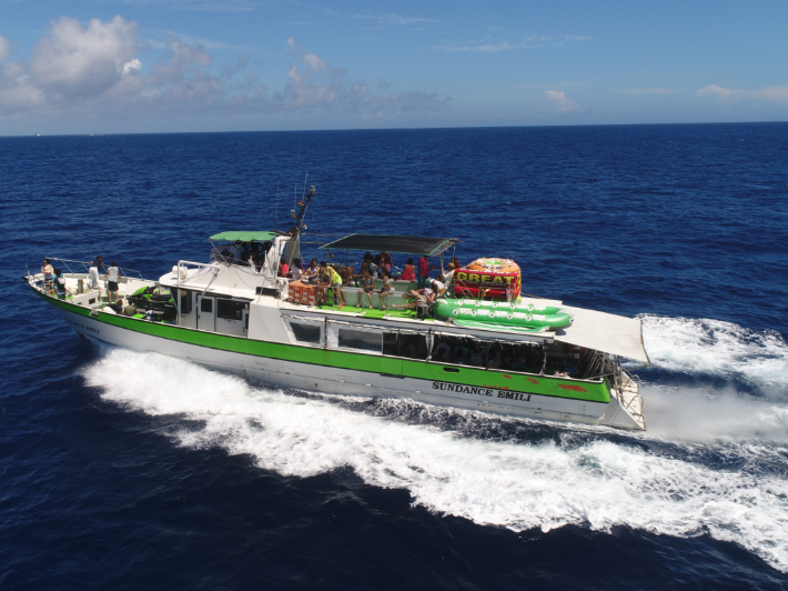 慶良間諸島｜ケラマ諸島へのアクセス・フェリー情報 - たびらい沖縄