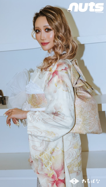 みう×nuts（ナッツ）-白|ハタチ記念の新作振袖ご紹介 nt-803