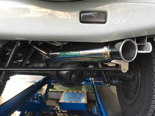 ジムニー JB23 マフラー交換 APIO 静香御前マフラー | 店舗お