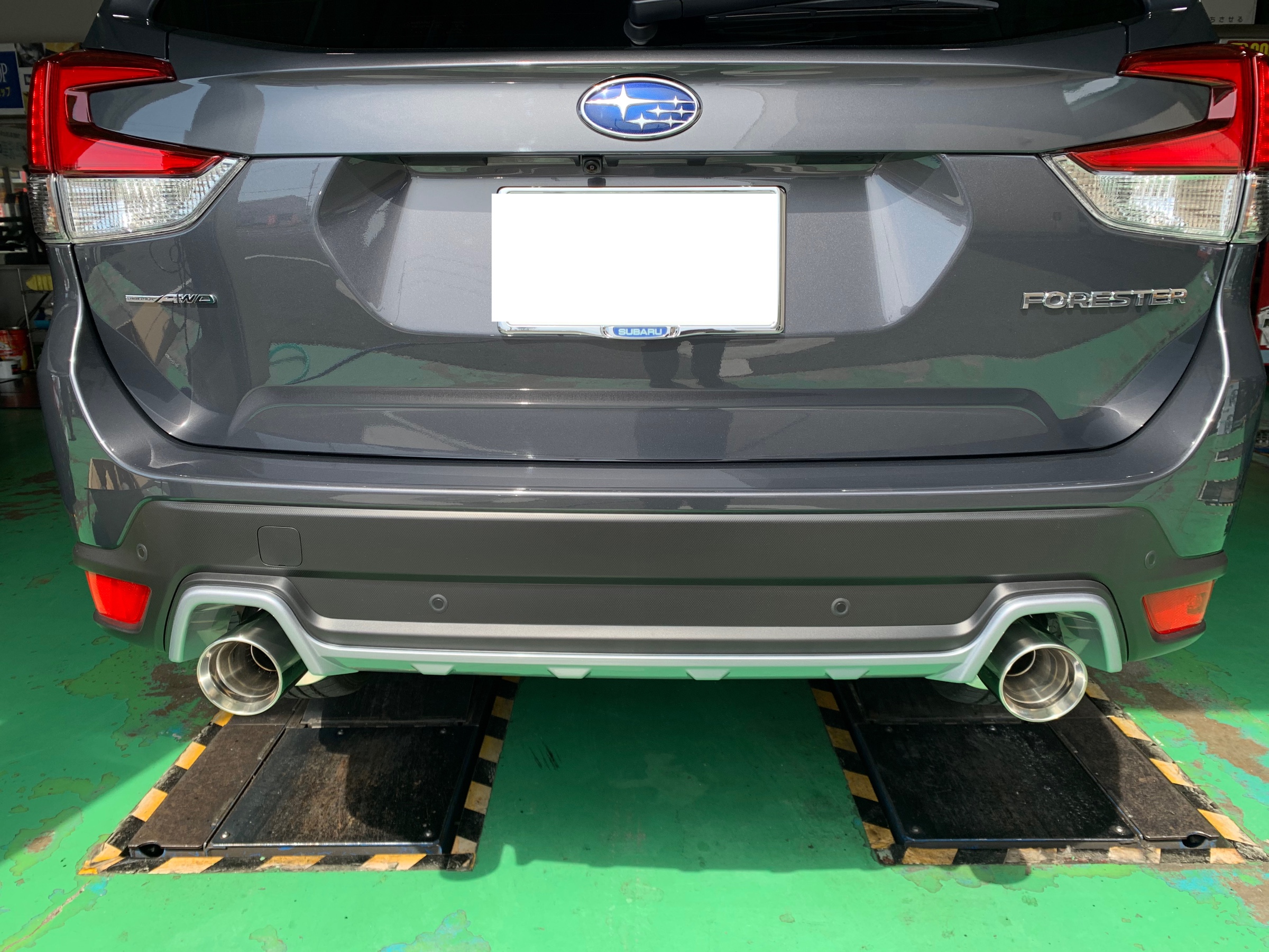 ガナドール】フォレスターマフラー交換！ | 店舗おススメ情報 | タイヤ