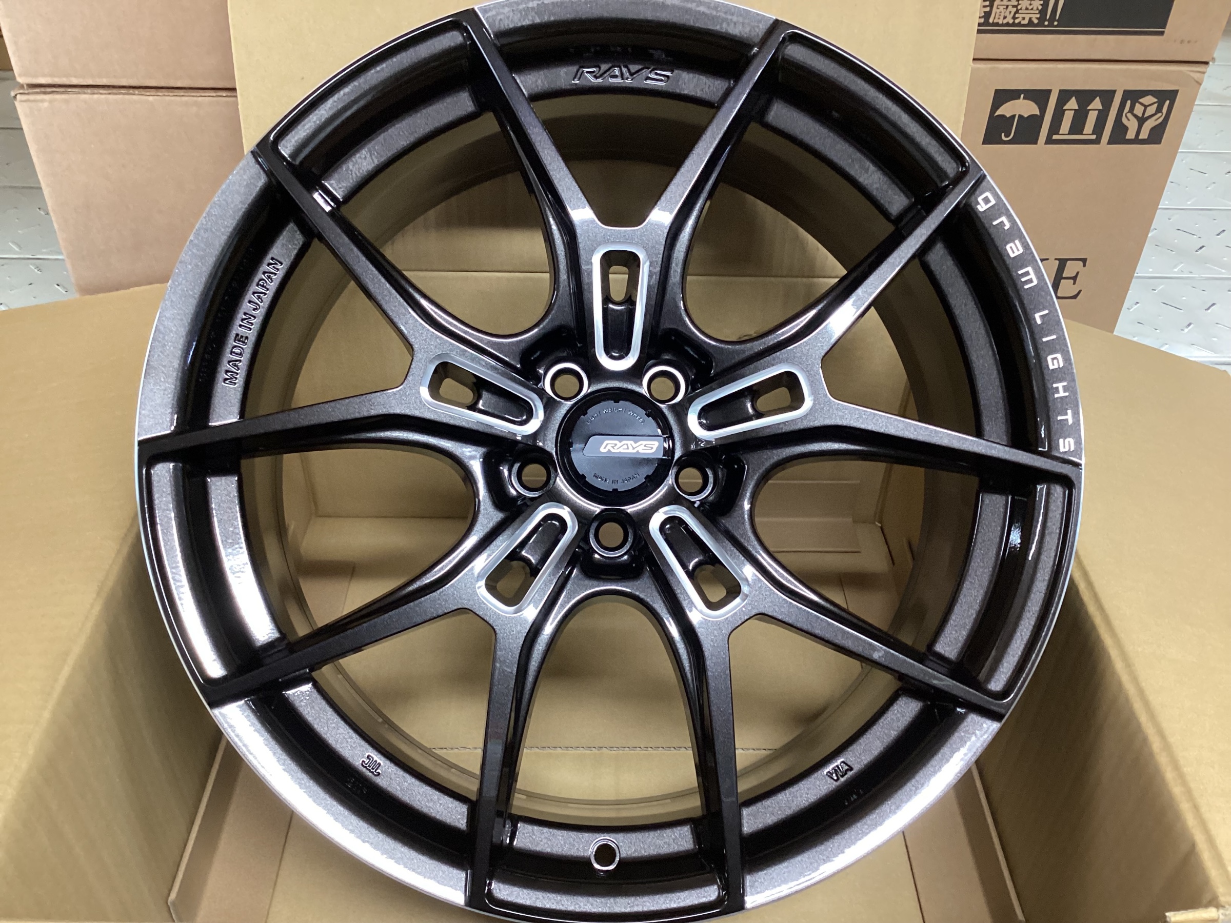 86・GR86用 19インチホイール在庫アリ】RAYS glamLIGHTS 57FXZ | 店舗