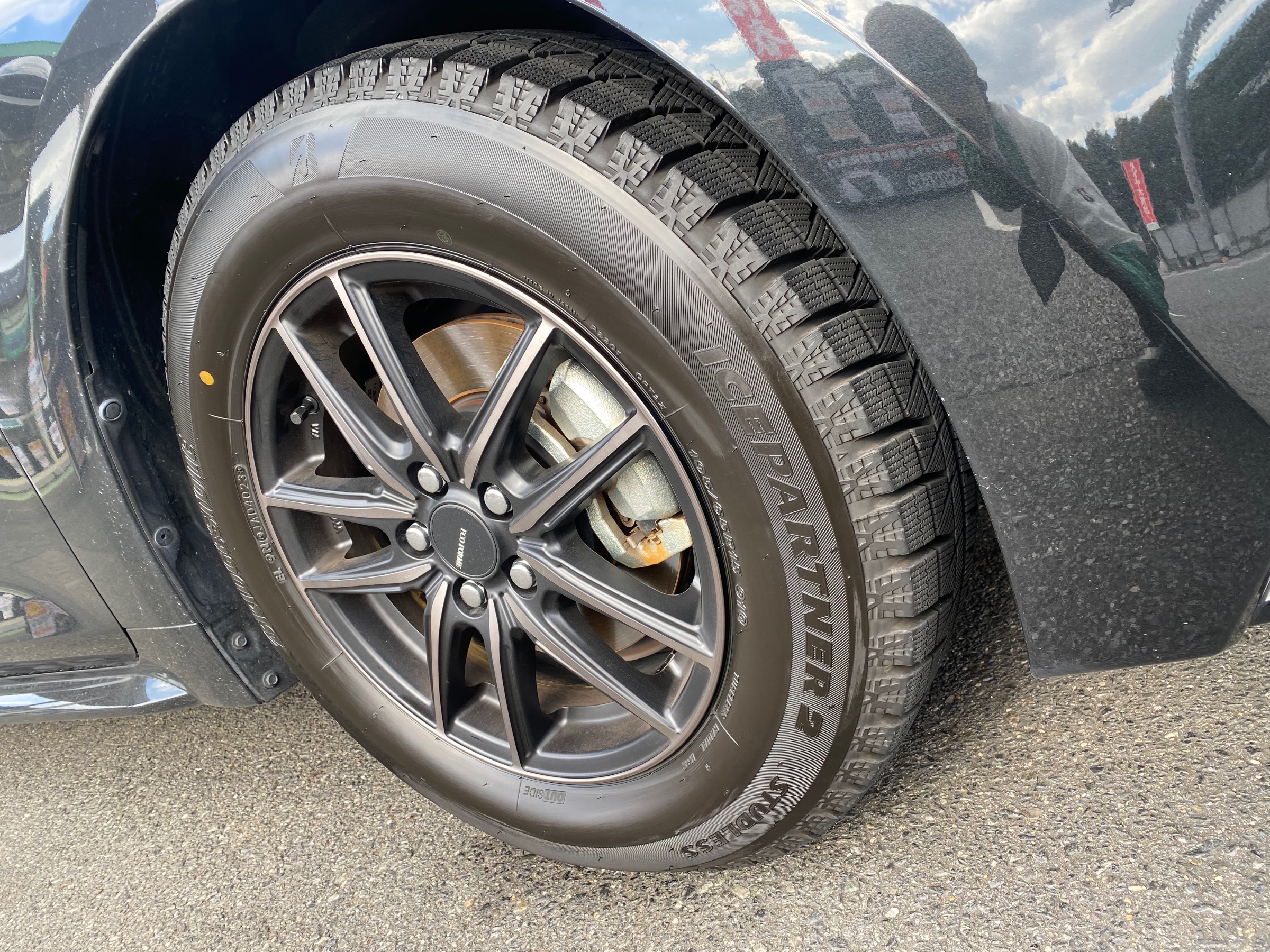 トヨタ カローラツーリング スタッドレスタイヤ＆アルミホイール装着