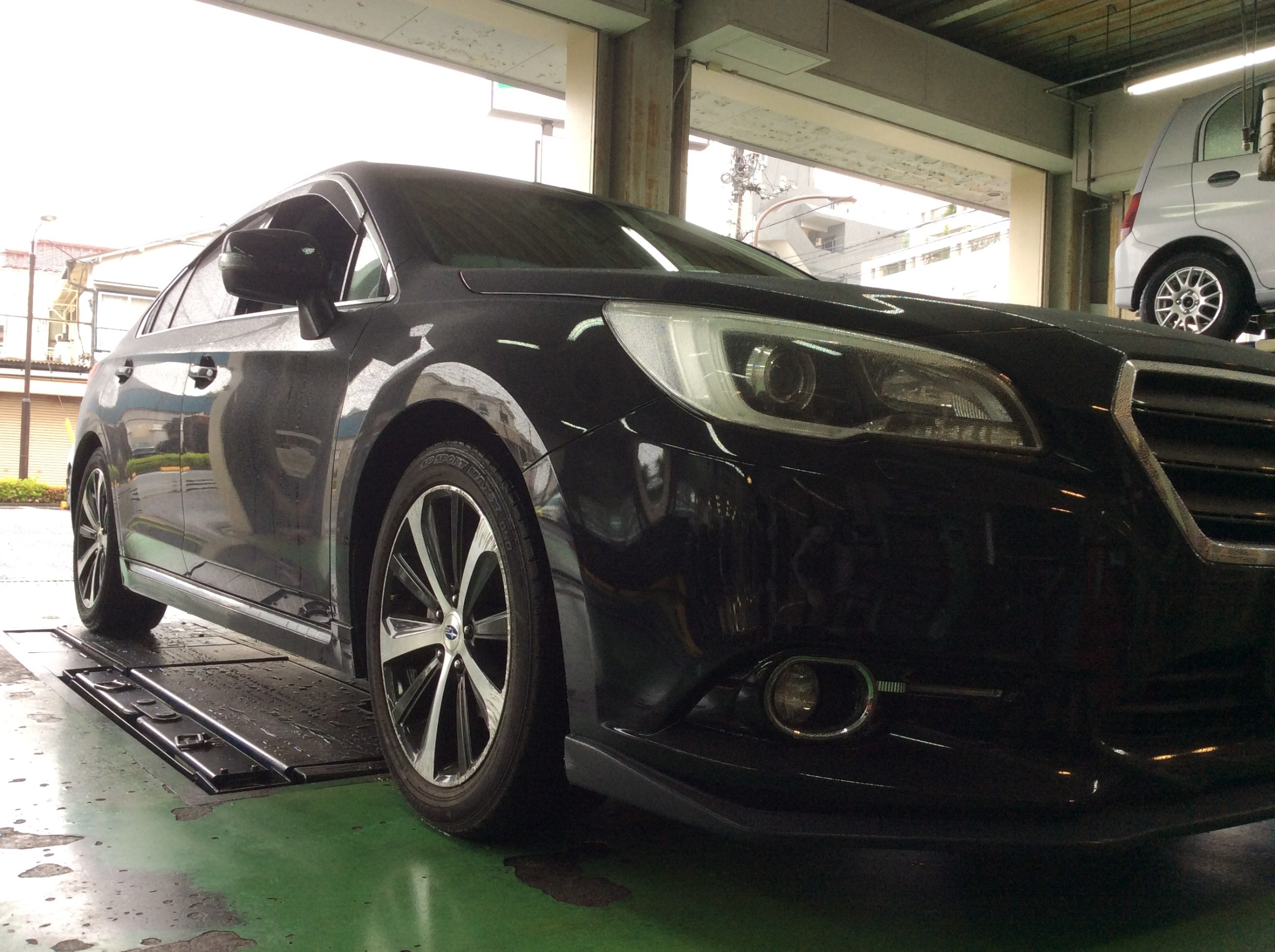 レガシィ B4 (BN9) × アルミホイールセット | 店舗おススメ情報