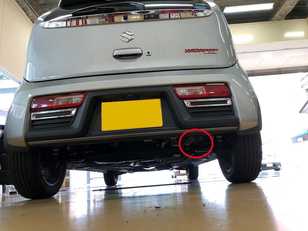 アルトワークスのマフラー交換 | 店舗おススメ情報 | タイヤ館 西横浜