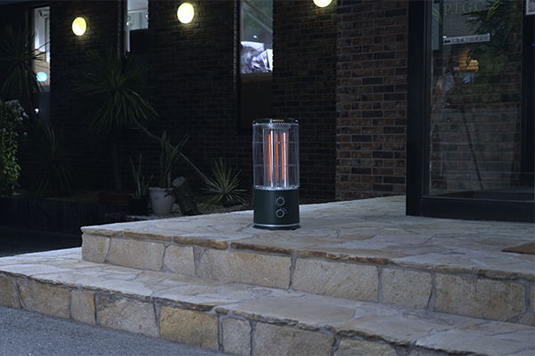 遠赤外線ヒーター ストゥーファ |シンプルでスタイリッシュな置き型