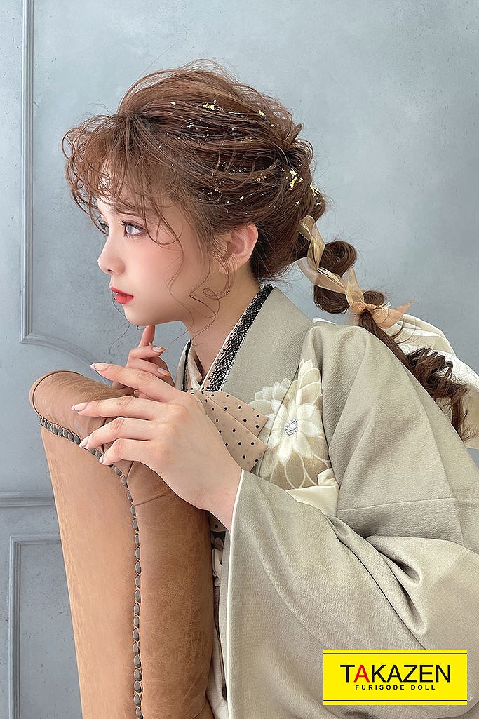 ヴィンテージスタイル 玉城テベージュ/白/くすみカラー ワンポイント柄