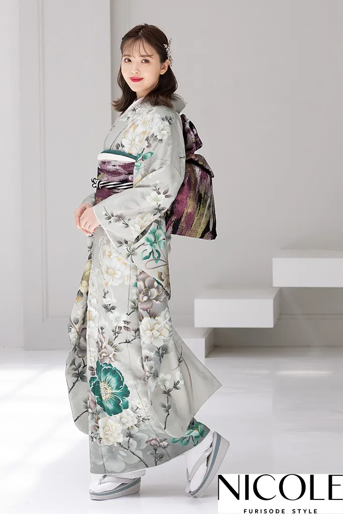 人気の藤田ニコル(にこるん)振袖レンタル受付中❤｜成人式振袖・卒業式
