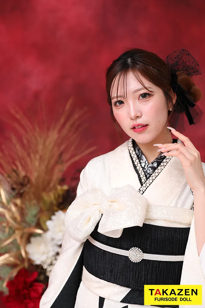 クール系 白黒/モノトーン 蝶々柄 シンプル かっこいい モード系