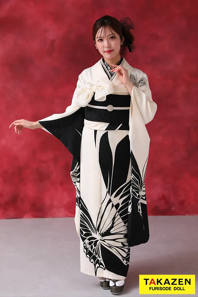 クール系 白黒/モノトーン 蝶々柄 シンプル かっこいい モード系