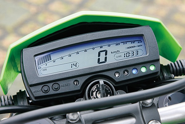 KAWASAKI D-TRACKER X - 今月のインプレ - タンデムスタイル