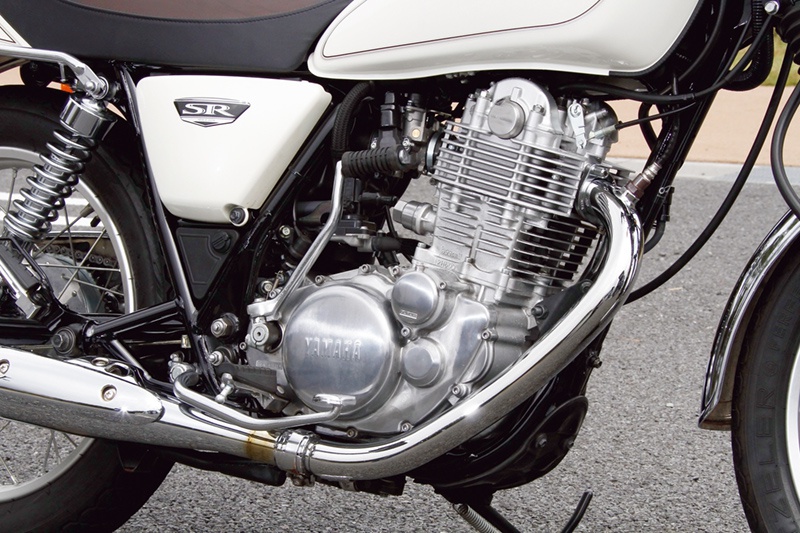 YAMAHA SR400 ： - バイク車両インプレ・解説 - タンデムスタイル