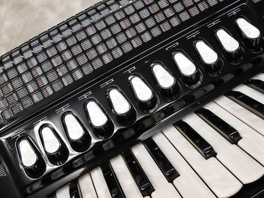 EXCELSIOR Model:304M (ミュゼット) 【アコーディオン】 - 谷口楽器