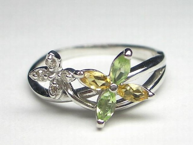 K18WG ホワイトゴールドダイヤモンド/ペリドット/シトリンフラワー