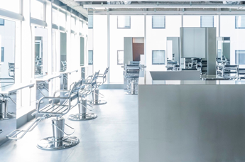 理美容業界の「課題を解決」し、「常識を変える」2アイテムが 【2024