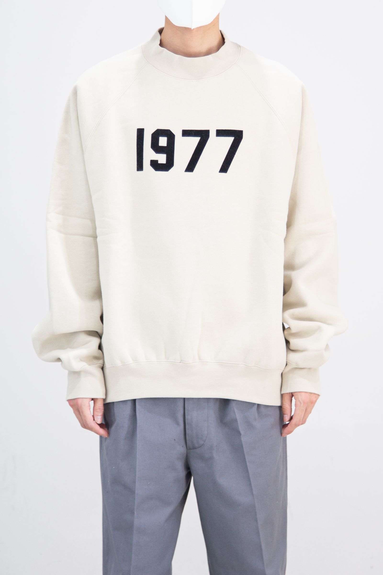 FOG ESSENTIALS - 22SS 1977 CREW SWEAT / ウィート | Tempt