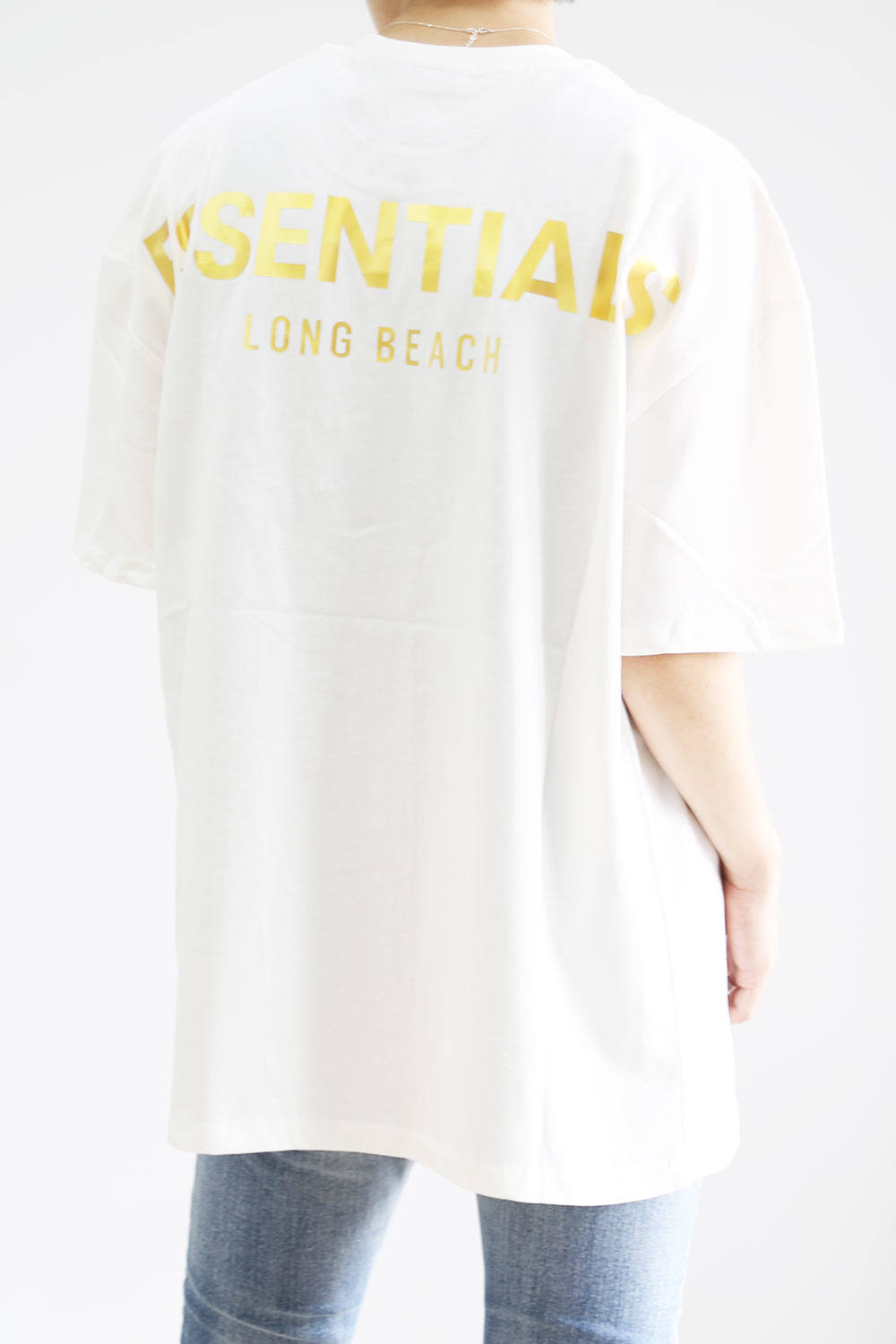 FOG ESSENTIALS - 【LONG BEACH限定】GOLD PRINT LOGO S/S TEE
