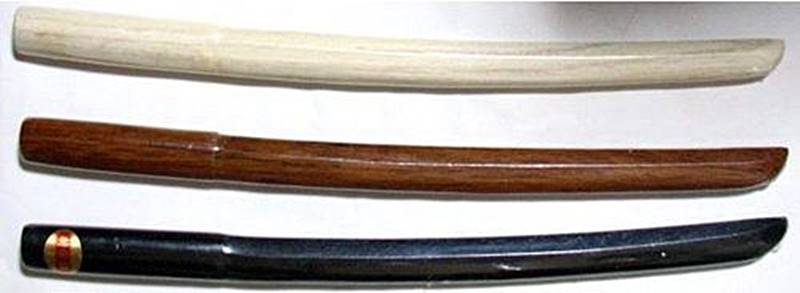 樫製56cm木刀 3色 - 横浜中華街天宝堂本店