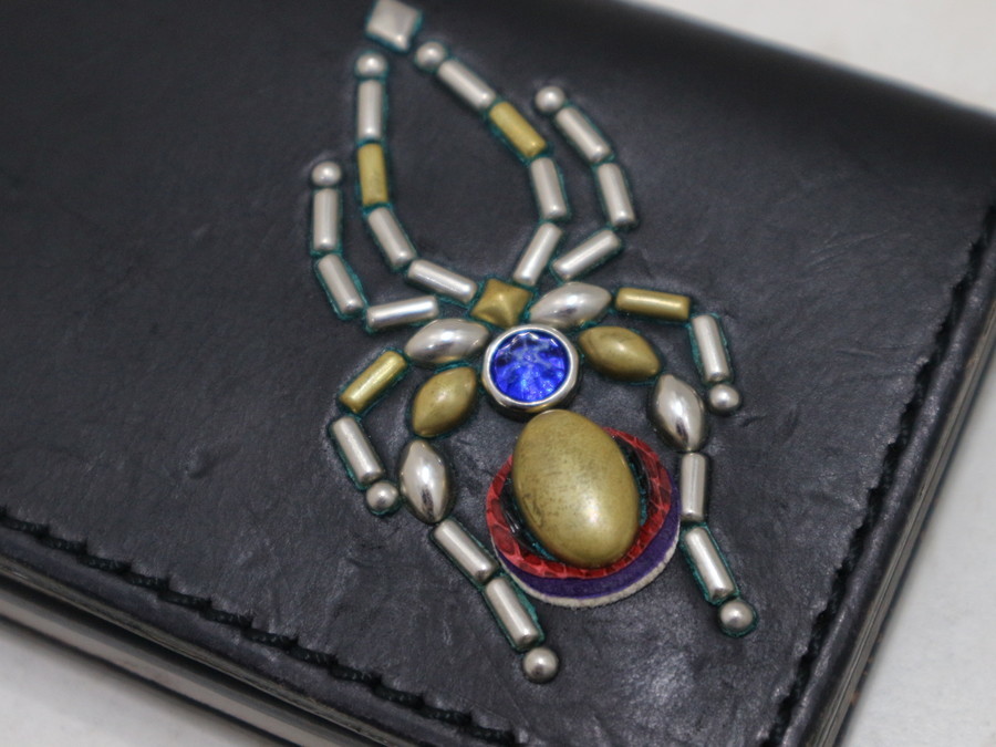 WOLF'S ゴールドラッシュ スパイダースタッズ長財布ウルフルズ