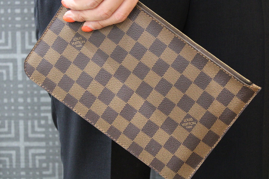 LOUIS VUITTON / ルイヴィトンよりネヴァーフルの付属ポーチ入荷しま