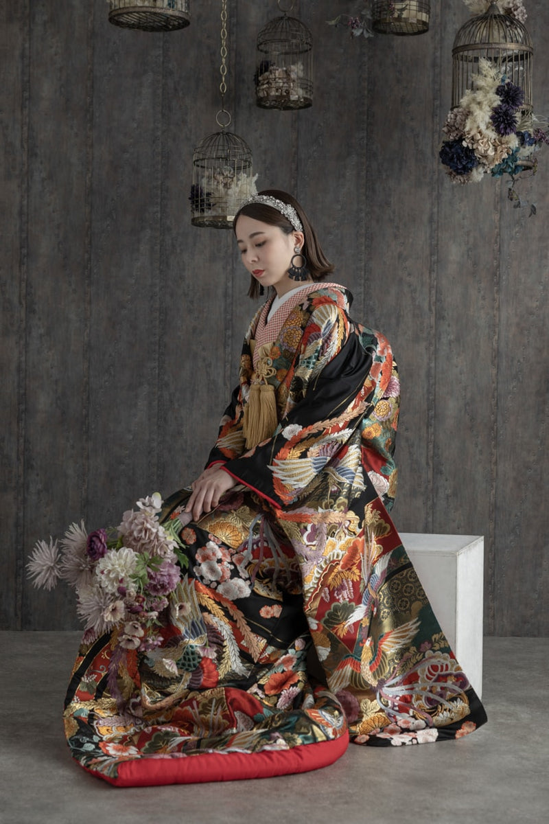 色打掛・黒地鳳凰｜白無垢・色打掛レンタルなら結婚式着物専門の【THE