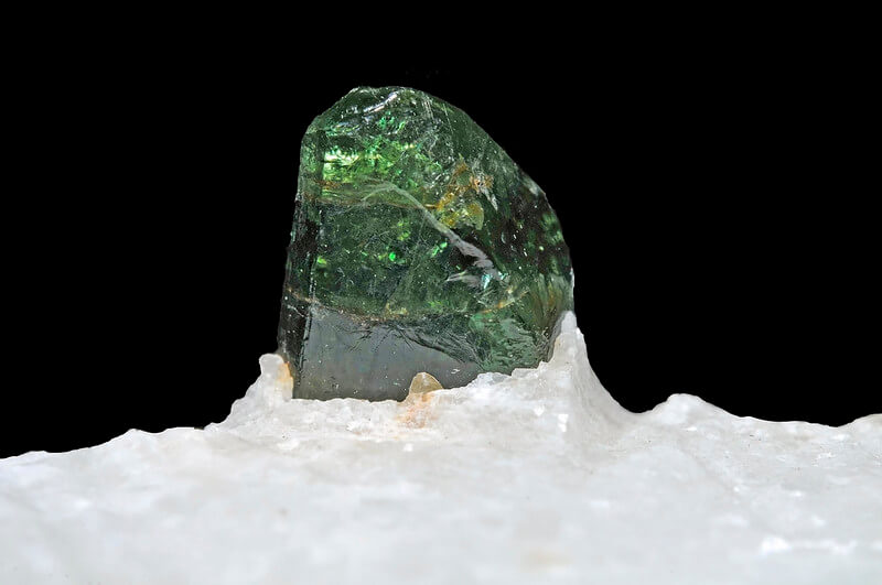 クロムダイオプサイトの意味・効果とは？見分け方や他の石との相性も