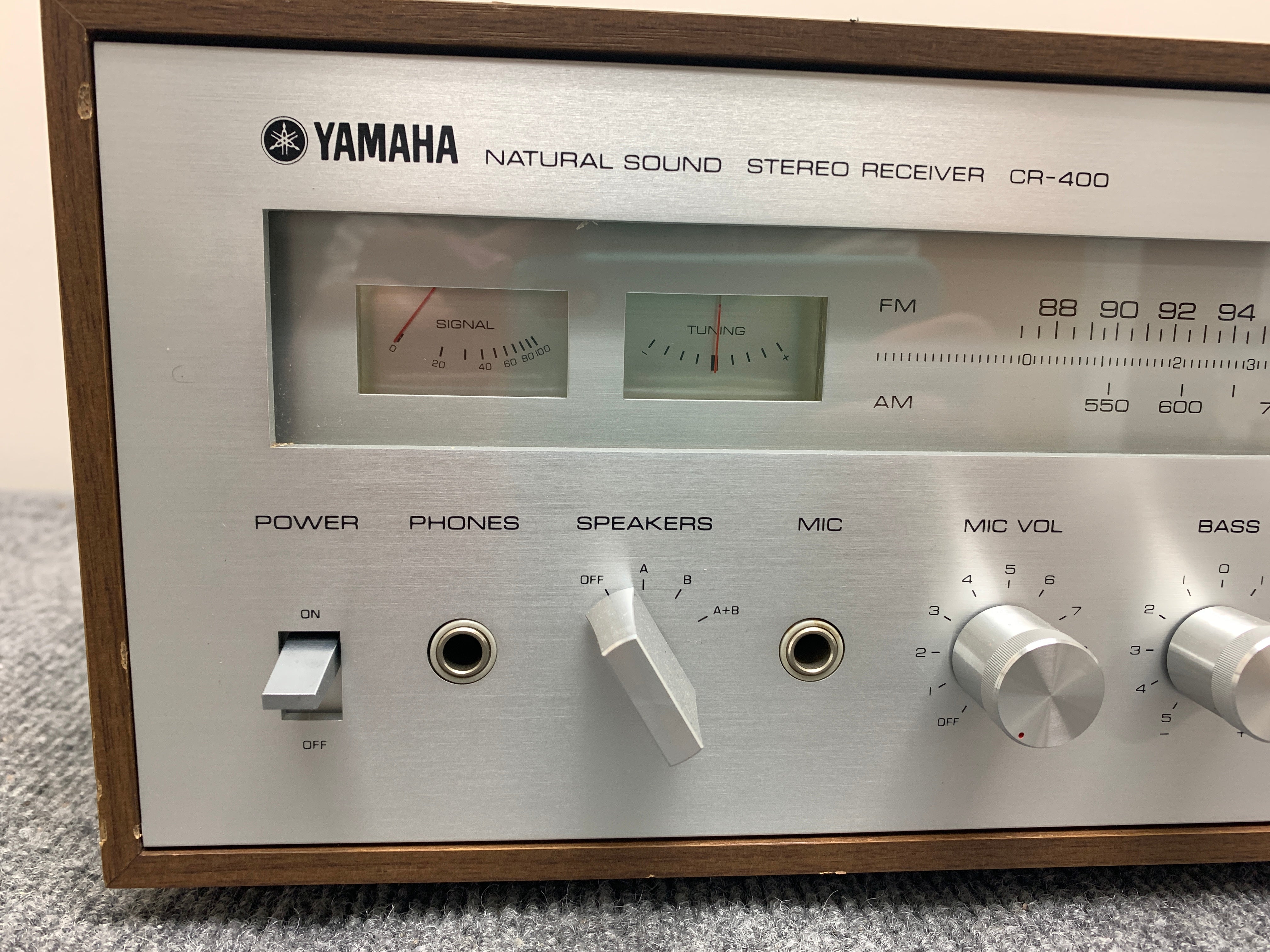 Yamaha CR400 Stereo Receiver – The Turntable Store