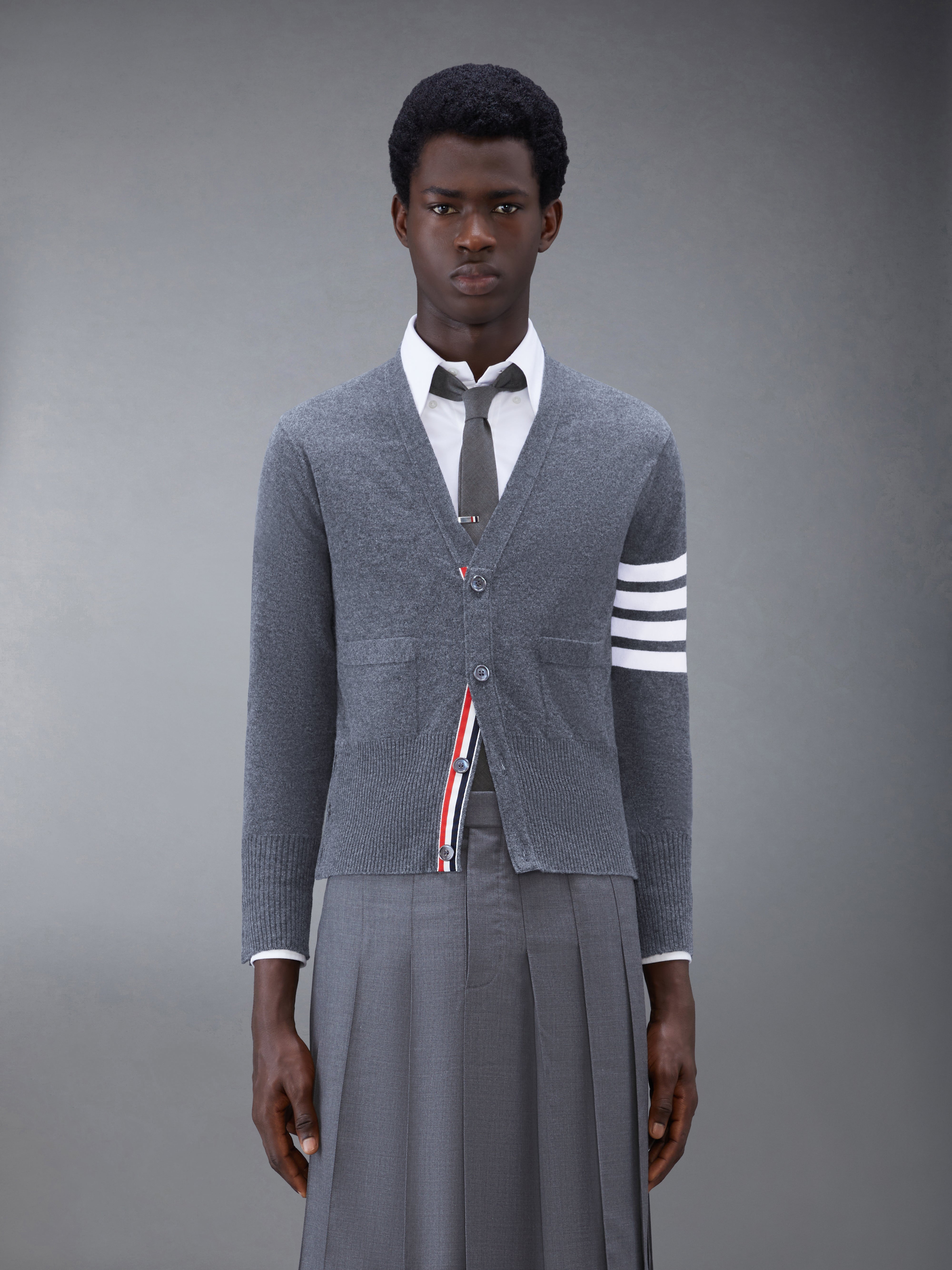 CLASSIC CASHMERE 4-BAR CARDIGAN | Thom Browne