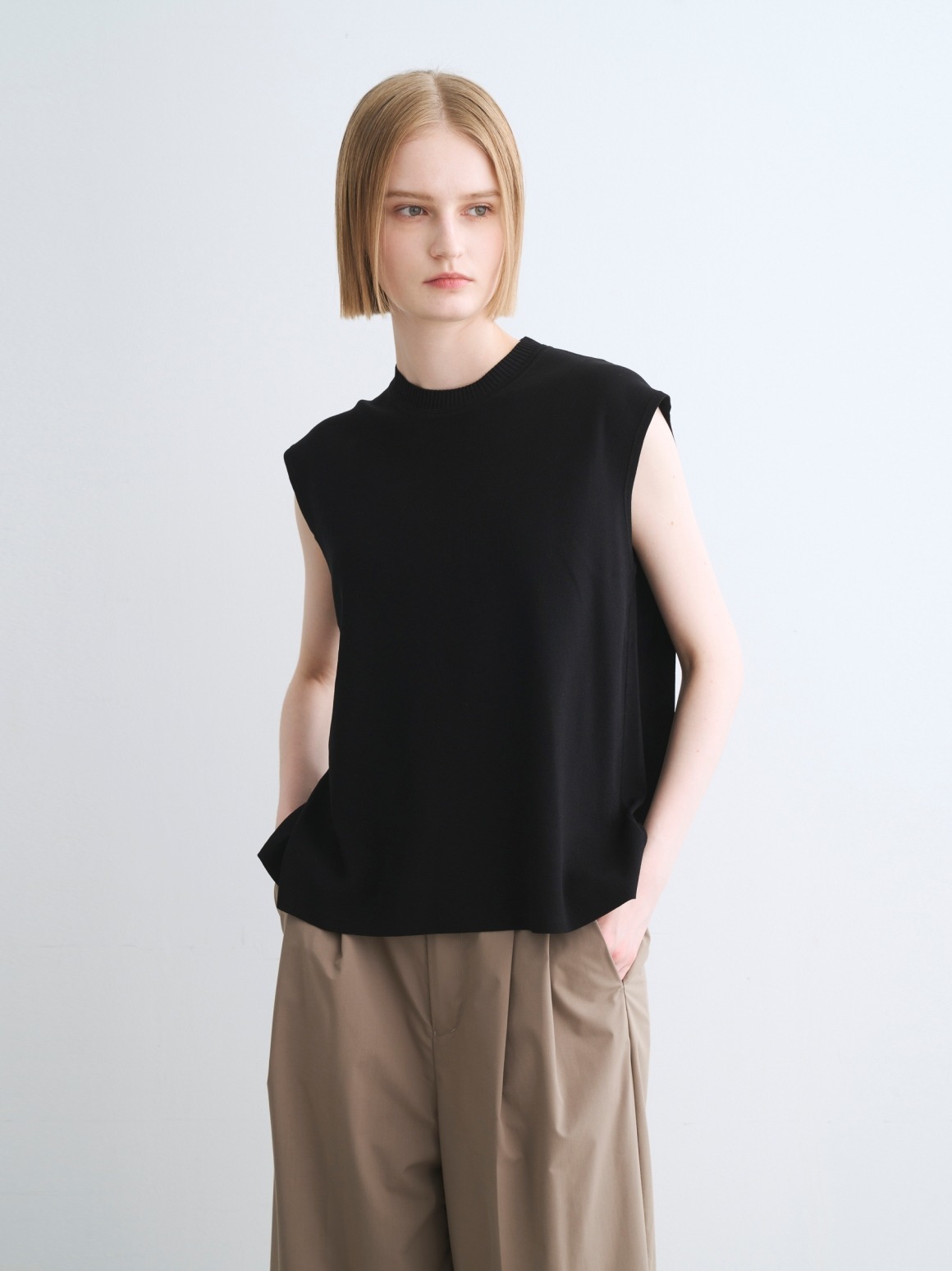 Sleek sweater sleeveless tops｜スリードッツ オフィシャルオンライン