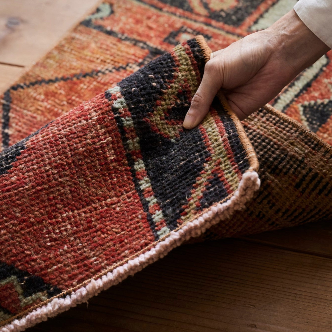 ヴィンテージラグ | トルコ・ドアサイズ No.05 | 赤色 | 89×47 – tiflo