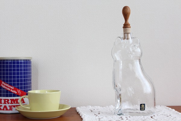 Royal Krona 猫ボトル by Lisa Larson