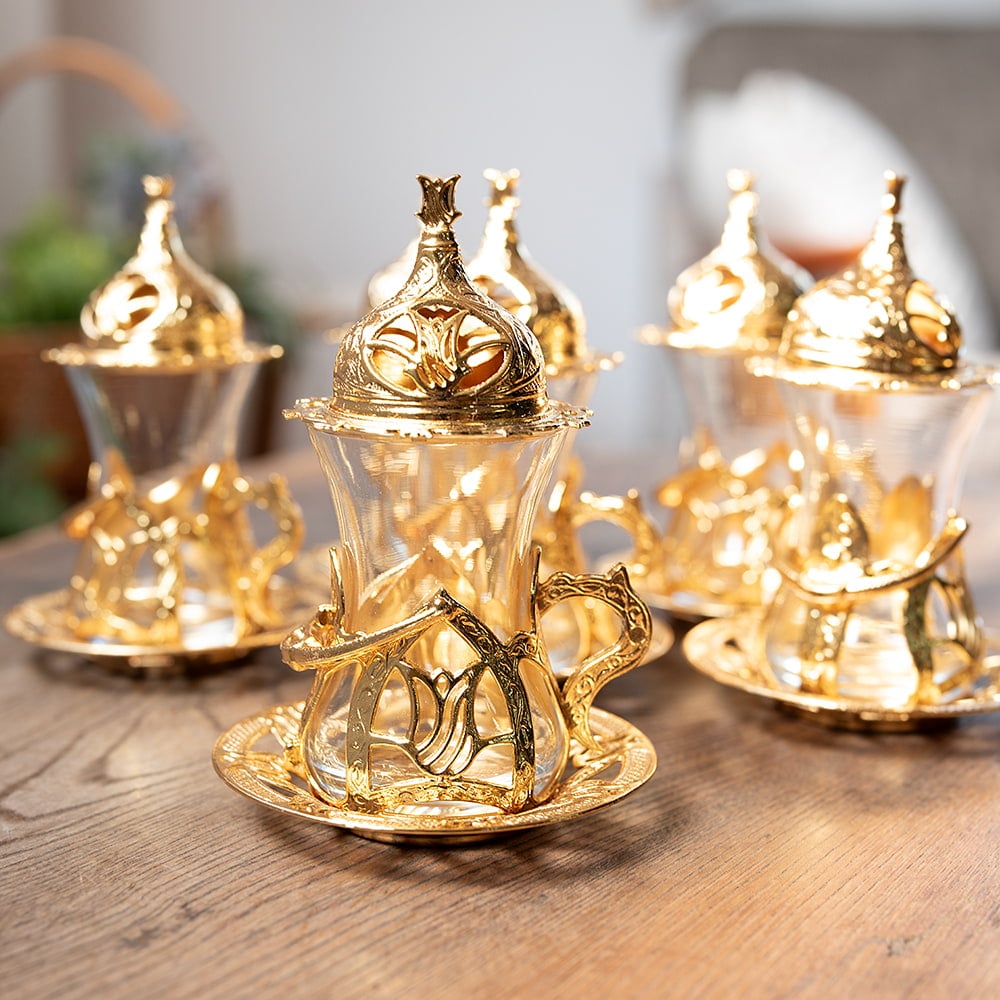魅惑なトルコのティーセット シュガーケース蓋付きカップ6個 の通販