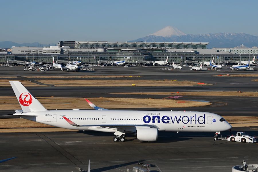 JAL、ワンワールド塗装のA350「JA15XJ」運航開始 羽田〜那覇・伊丹線