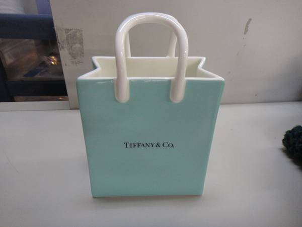 インテリア小物】TIFFANY(ティファニー)陶器の置物 入荷！｜2014年11月