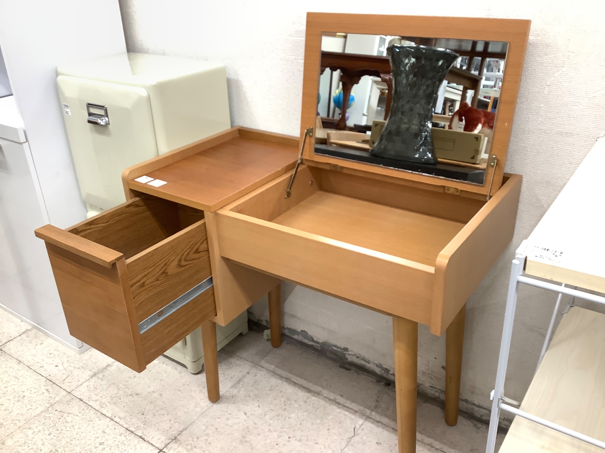 UNICO/ウニコ】アルベロシリーズ 北欧テイストのシンプルなドレッサー