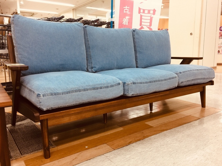 UNICO（ウニコ）の三人掛けソファーのご紹介！【トレファク岸和田