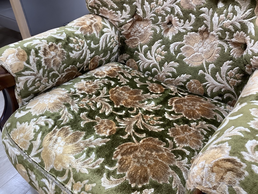 Karimoku（カリモク）の金華山シングルソファーが入荷しました